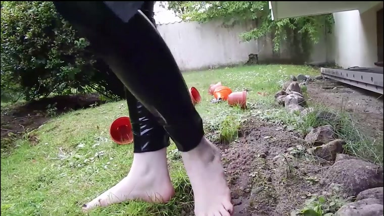 Lady Karame - Dirty feet right out of the garden