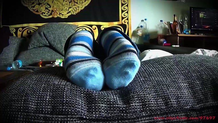 Feather Freaks Foot Tickling - Ticklish Soles On The Couch - PART I Let’s Tickle Those Socks Off!